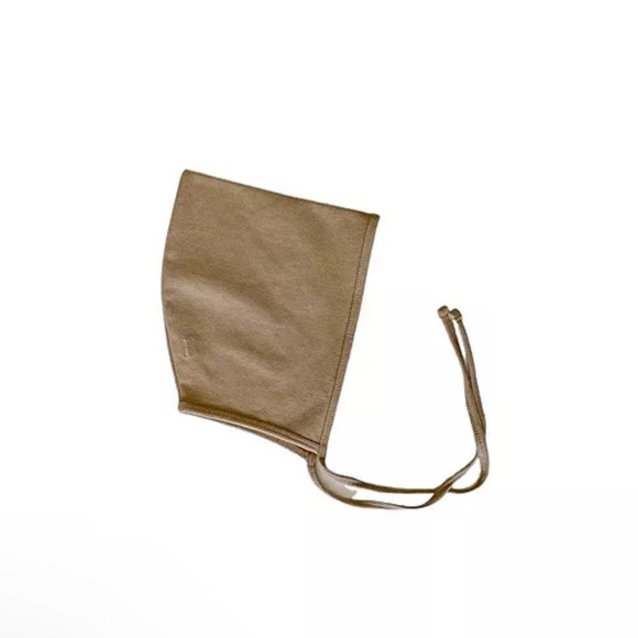 The Simple folk Fleece Fleece Pixie Hat - Picture 1 of 3